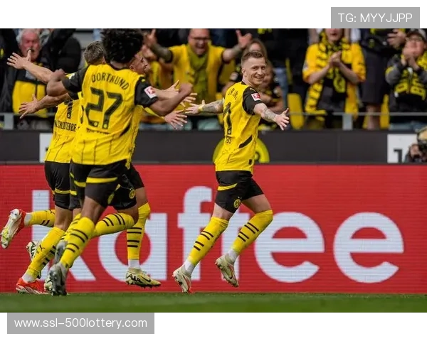 波鸿0-3不敌科隆，保级形势严峻