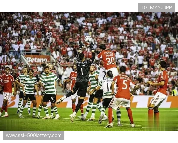 拉齐奥2-2战平佛罗伦萨,萨里赛后怒斥关键判罚漏判 拉齐奥2-2战平佛罗伦萨,萨里赛后怒斥关键判罚漏判